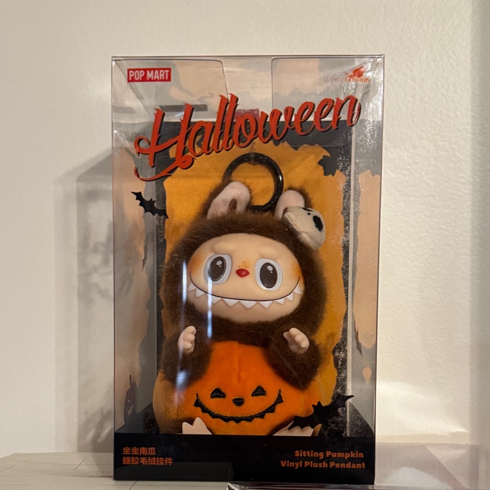 Halloween Labubu